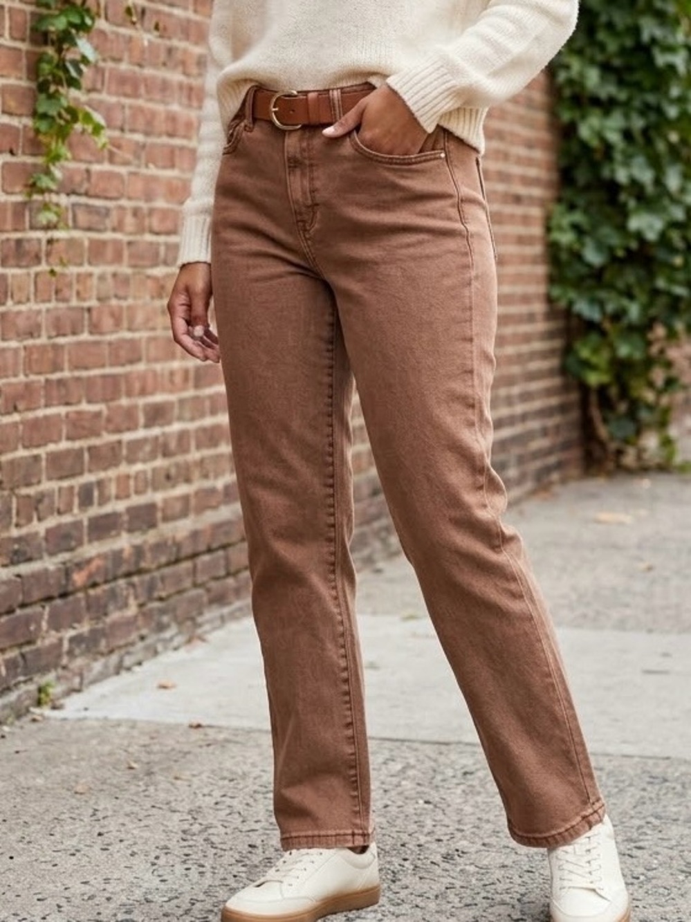 ⁠Risen Jeans Size 7/28 High Rise Cappuccino Brown Straight Leg Boyfriend Stretch